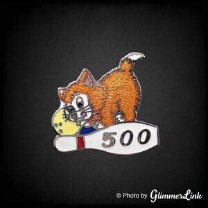 Vintage Kitten 500 Bowling Cloisonne Enamel Silver Tone Brooch Pin